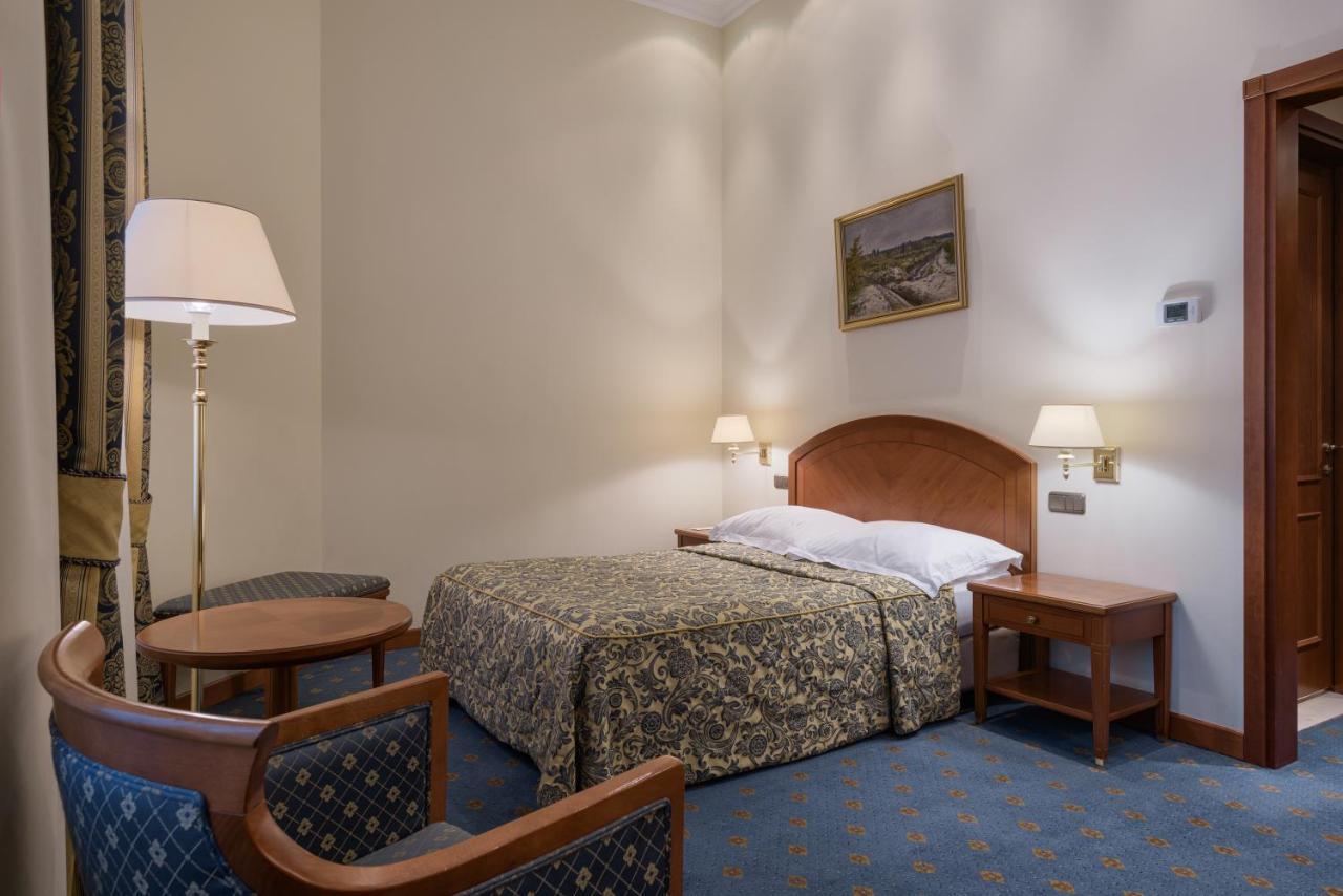 Premier Palace Hotel Kiev Quarto foto